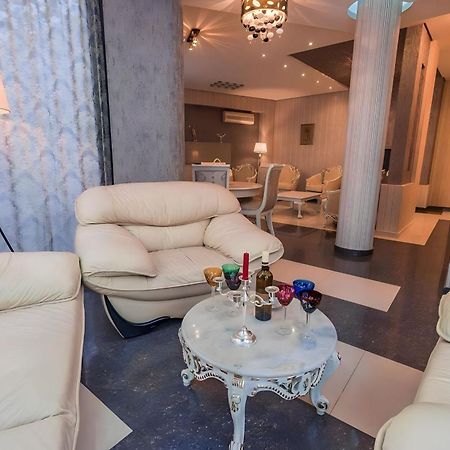 Cabernet Corner Apartment Tbilisi Luaran gambar