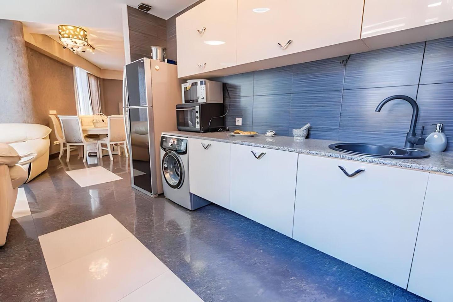 Cabernet Corner Apartment Tbilisi Luaran gambar
