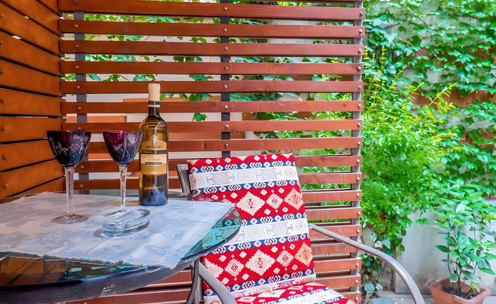 Cabernet Corner Apartment Tbilisi Luaran gambar